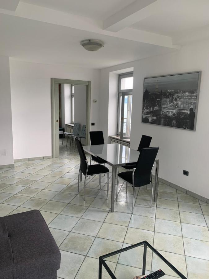 Palazzo Clerici Apartment Luino Ngoại thất bức ảnh